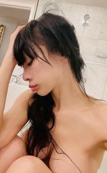 Bai Ling