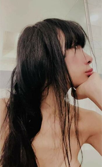 Bai Ling