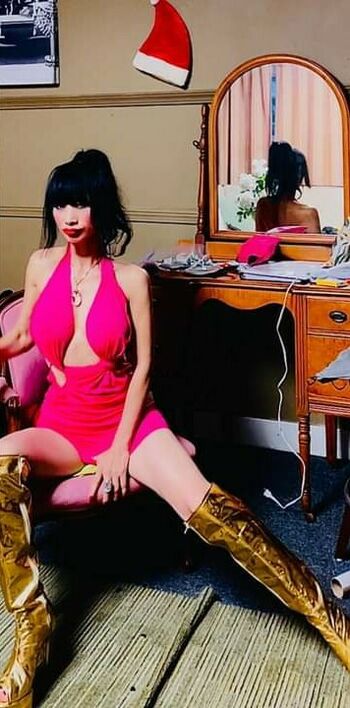 Bai Ling