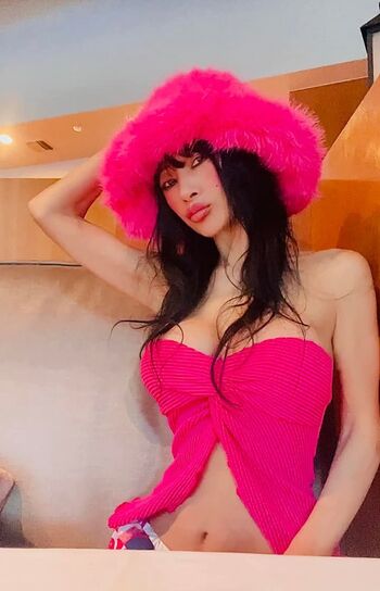 Bai Ling