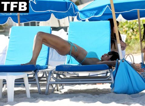 Bai Ling