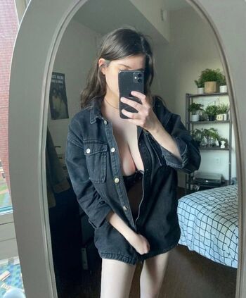 Bailey Moon