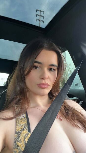 Barbie Ferreira
