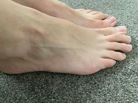 barefootlibran