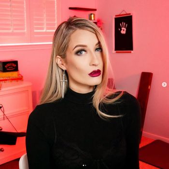 BasicWitGirl