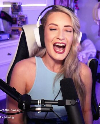 BasicWitGirl