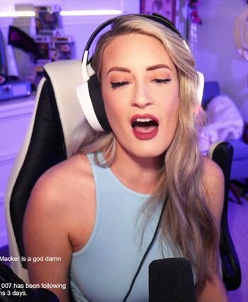 BasicWitGirl