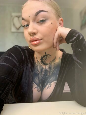 bat.gyal