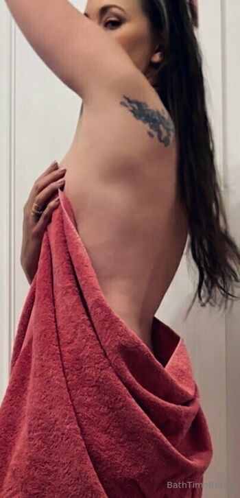 Bathtimebetty