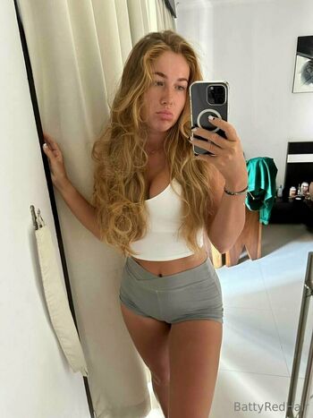 battyredhair