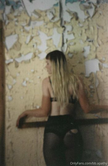 bb.apathy