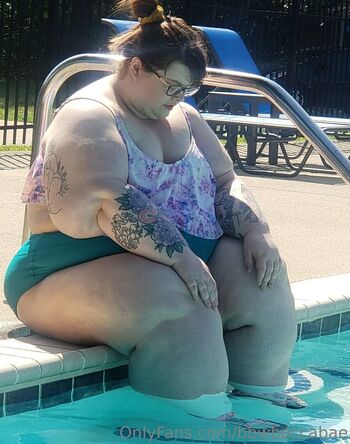 bbwbeccabae