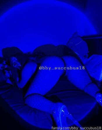 bby_succubus18