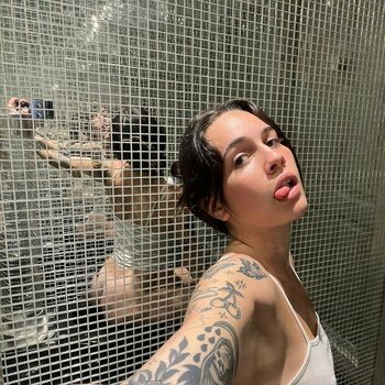 Bea Miller