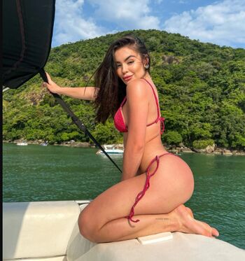 Beatriz Michelle