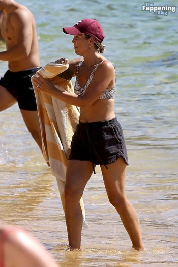 Bec Hewitt