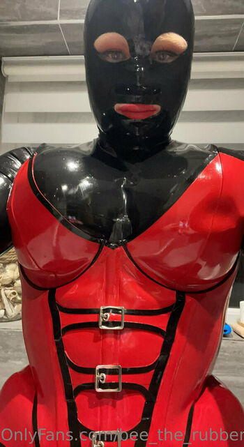bee_the_rubber_doll