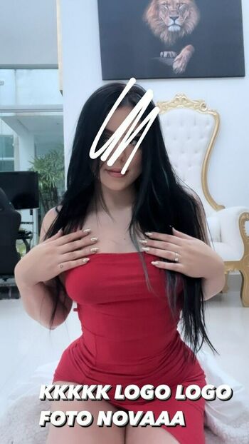 Bella Angel Dezoitou