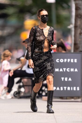 Bella Hadid
