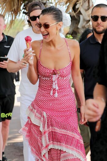 Bella Hadid