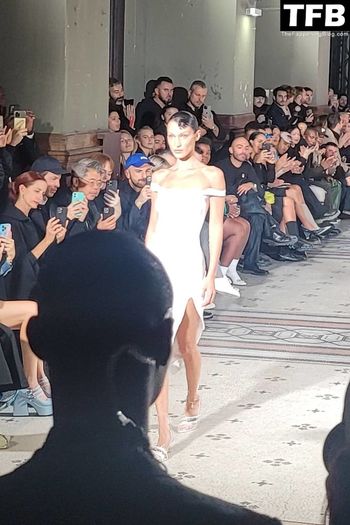 Bella Hadid