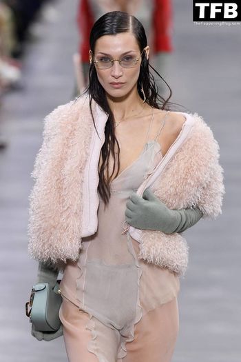 Bella Hadid