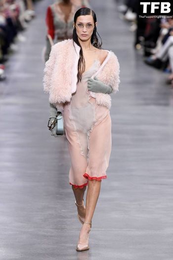 Bella Hadid