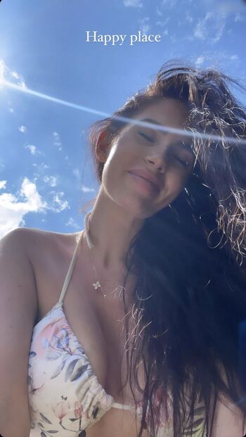 Bella Kraus