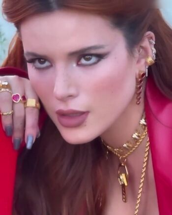Bella Thorne