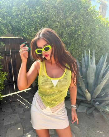 Bella Thorne