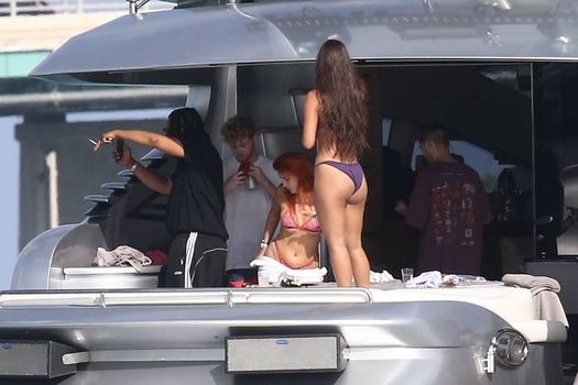 Bella Thorne