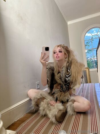 Belle Delphine