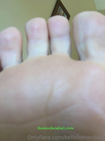 bellsfeetandass