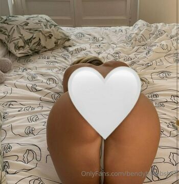 bendybombshell