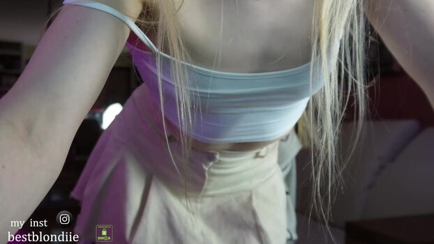 BestBlondiiecb