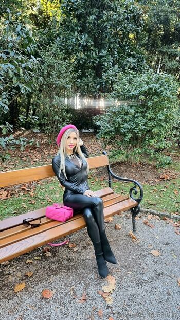 betty-blonde31