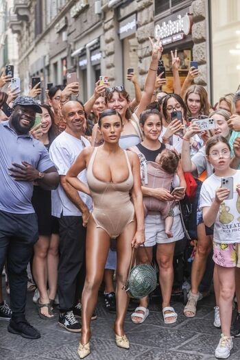 Bianca Censori