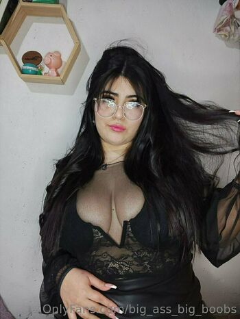 big_ass_big_boobs