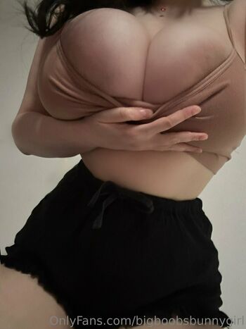 bigboobsbunnygirl