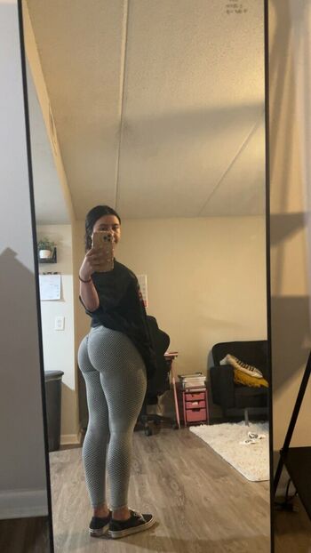 bigboootyari