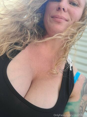 bigbootymandyj1981