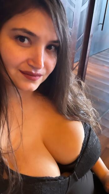 biggestboobsinisrael