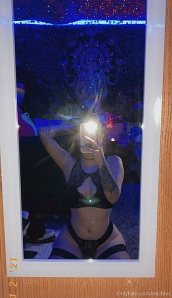 biggtittygothgirl