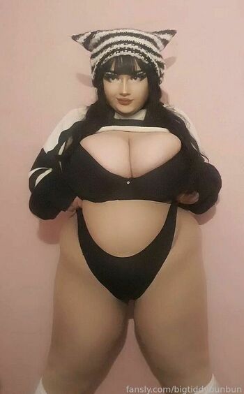 Bigtiddyash
