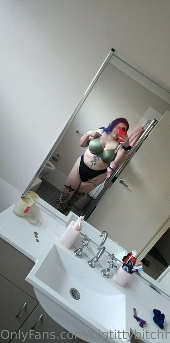 bigtittybitchh2