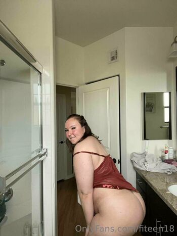 bisexualcollegegirl