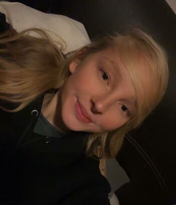 blonde_vivi