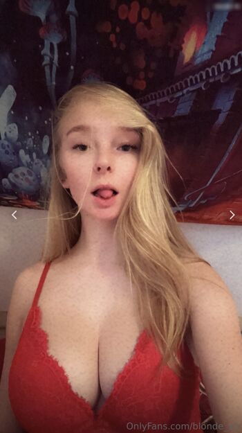 blonde_vivi