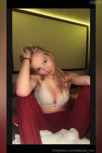 blonde_vivi