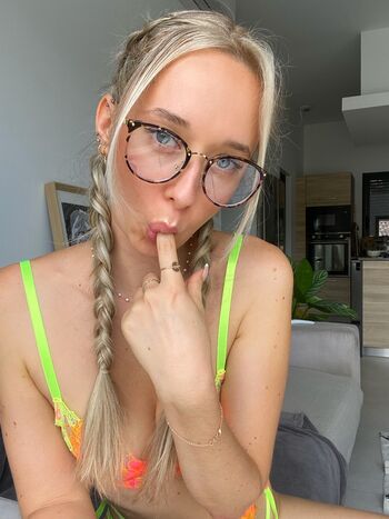 Blondedouce